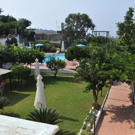 Hotel Savoia Procida Exteriör bild